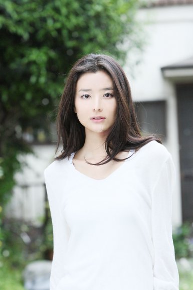 前国足传奇射手退役后完成华丽转身!如今身价超10亿成人生赢家_下载注册(图2) 下载注册